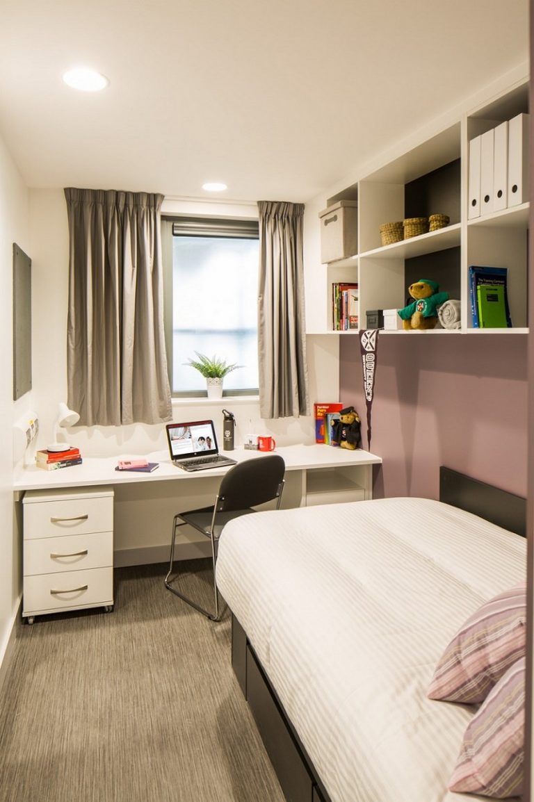 Accommodation bedroom